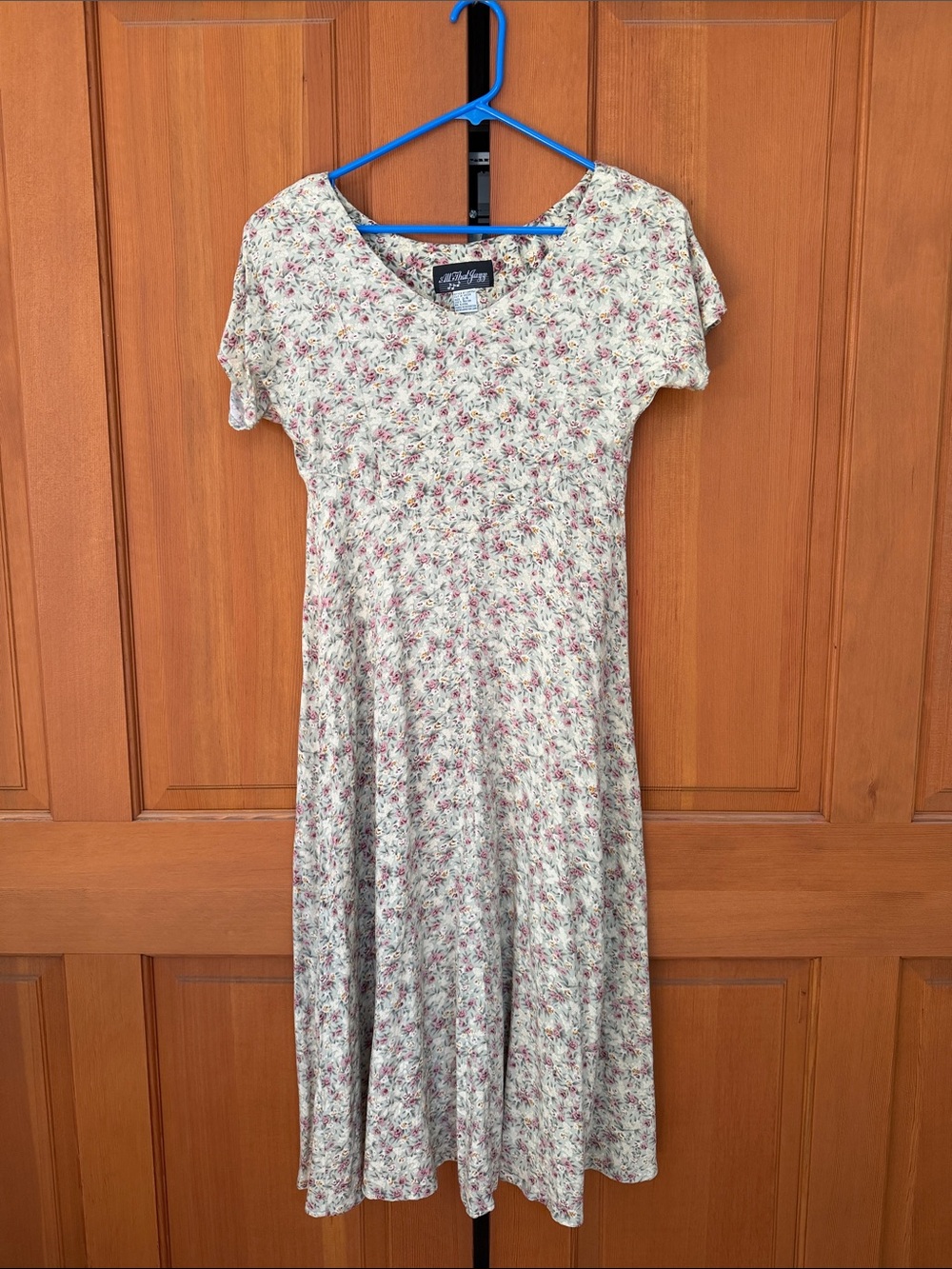 All That Jazzy V neck midi dress